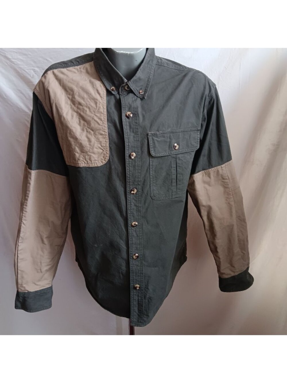 Cabela's Hunting Shirt XL Long Sleeve Shooters Outdoors Padded Button Up RH